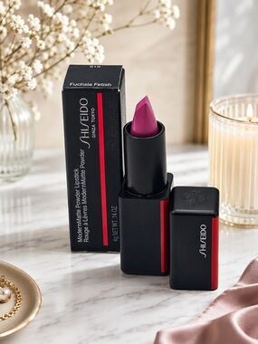 Shiseido ModernMatte Powder Lipstick, 519 Fuchsia Fetish.